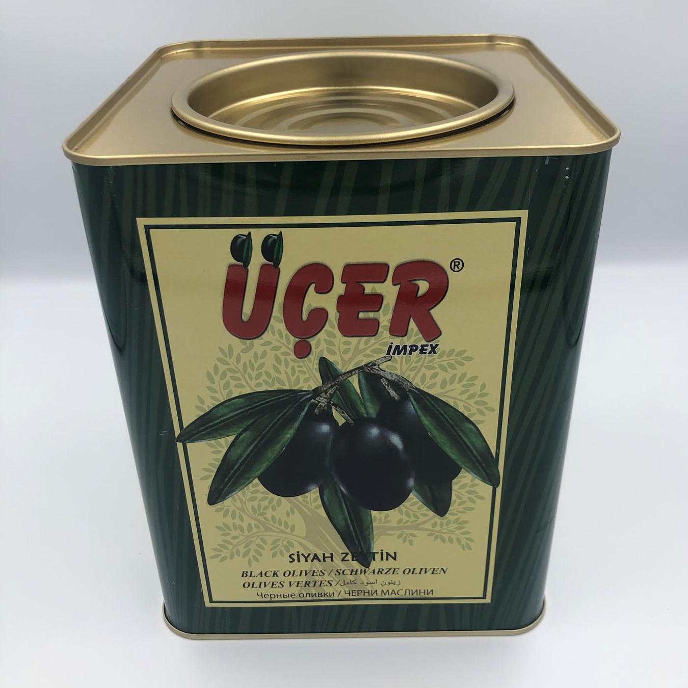 Bütün Siyah Zeytin