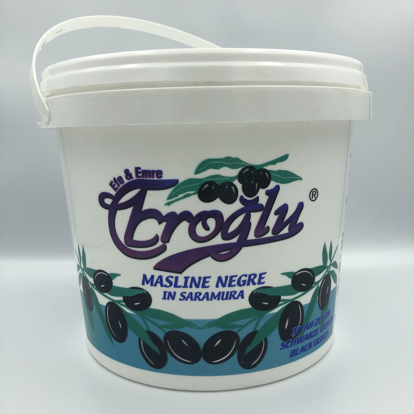 Bütün Siyah Zeytin